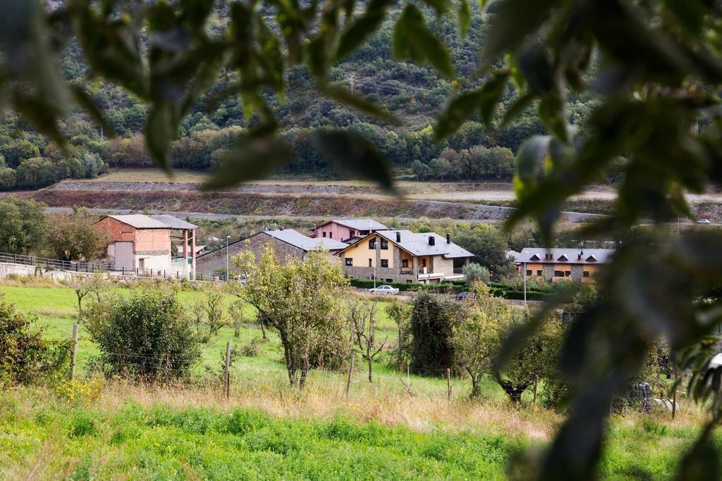 Allotjament Rural Cal Miquel Hotel Anserall  Exterior photo